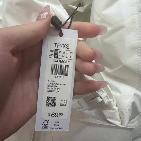 Garage Long Puffer Vest - Picture 3 of 4